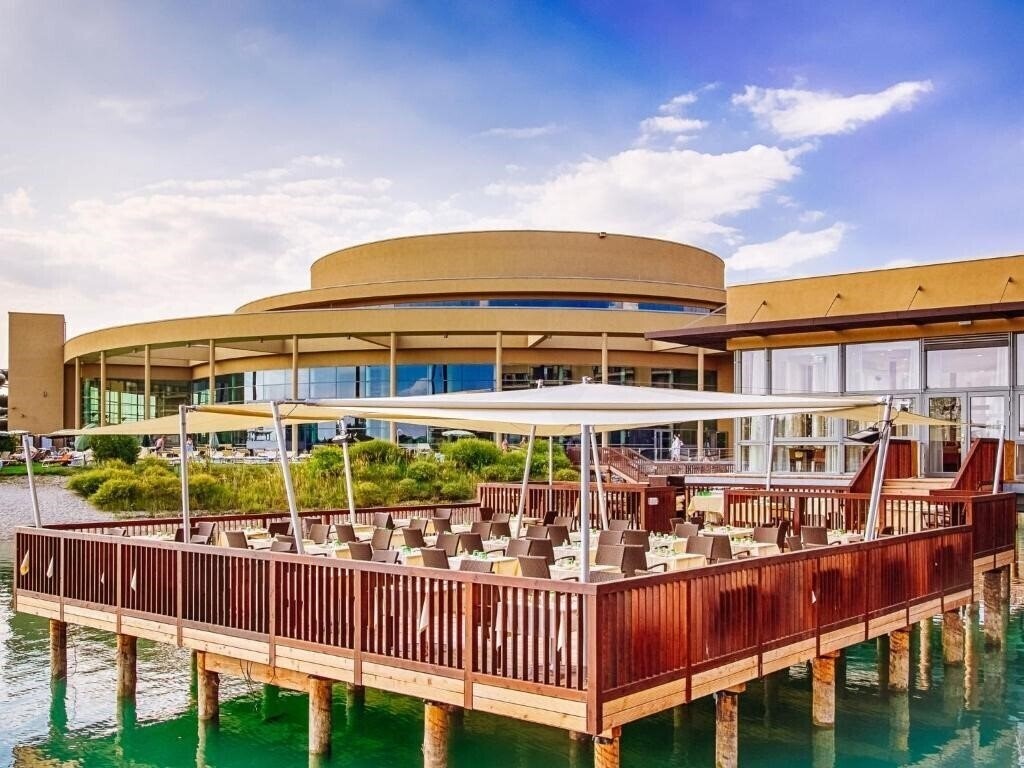 Картинка St. Martins Therme & Lodge 4*