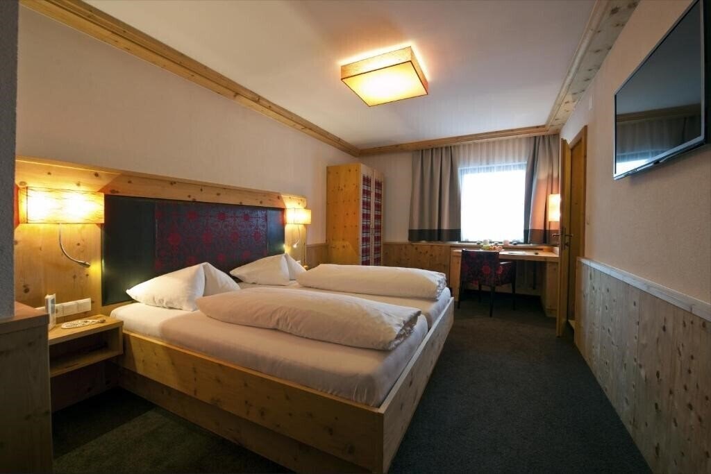 Фото Hotel Bierwirt 4*