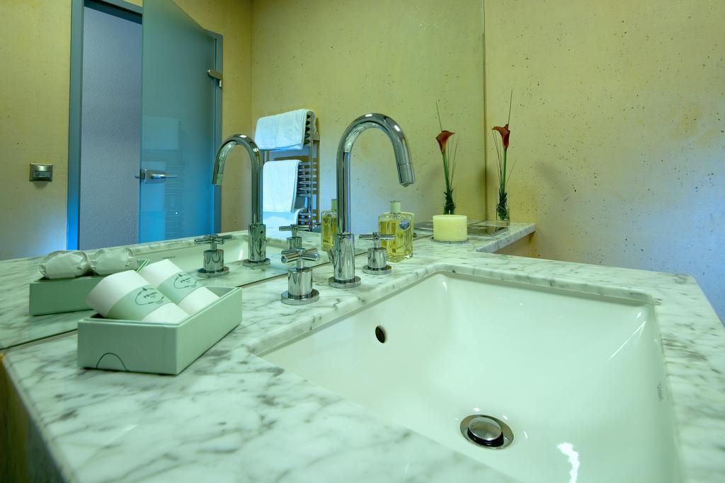 Penz West 4* фотосуреті