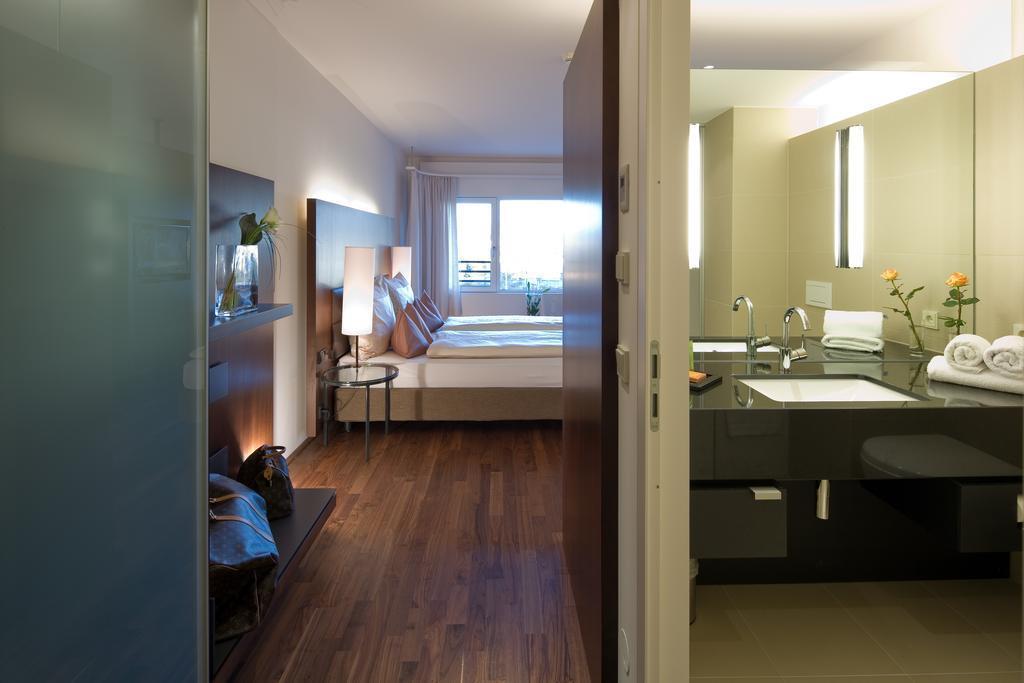 Penz West 4* суреті