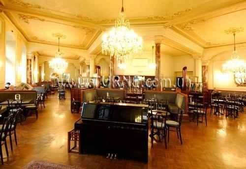 Central 4* суреті