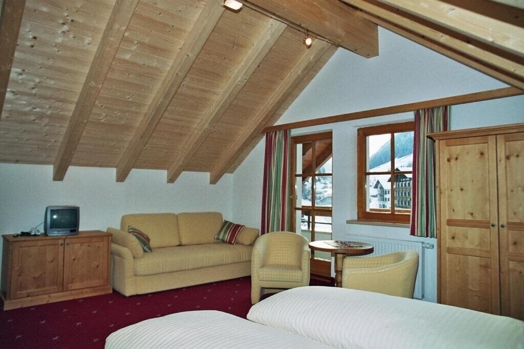 Garni Litzner 3* суреті