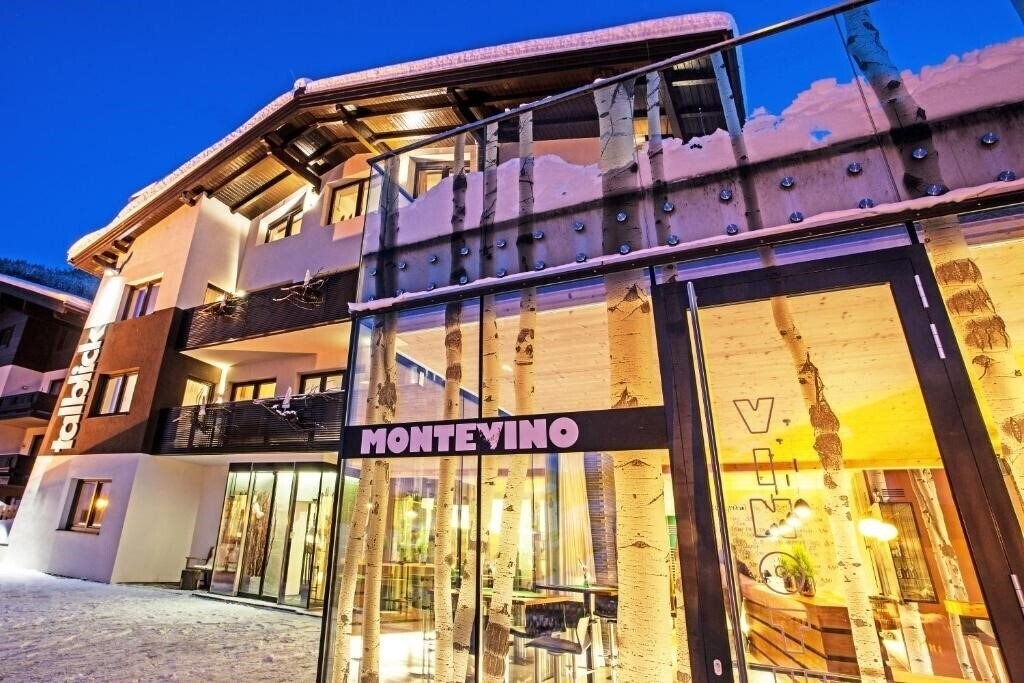 Отель Talblick Hotel Garni 3*