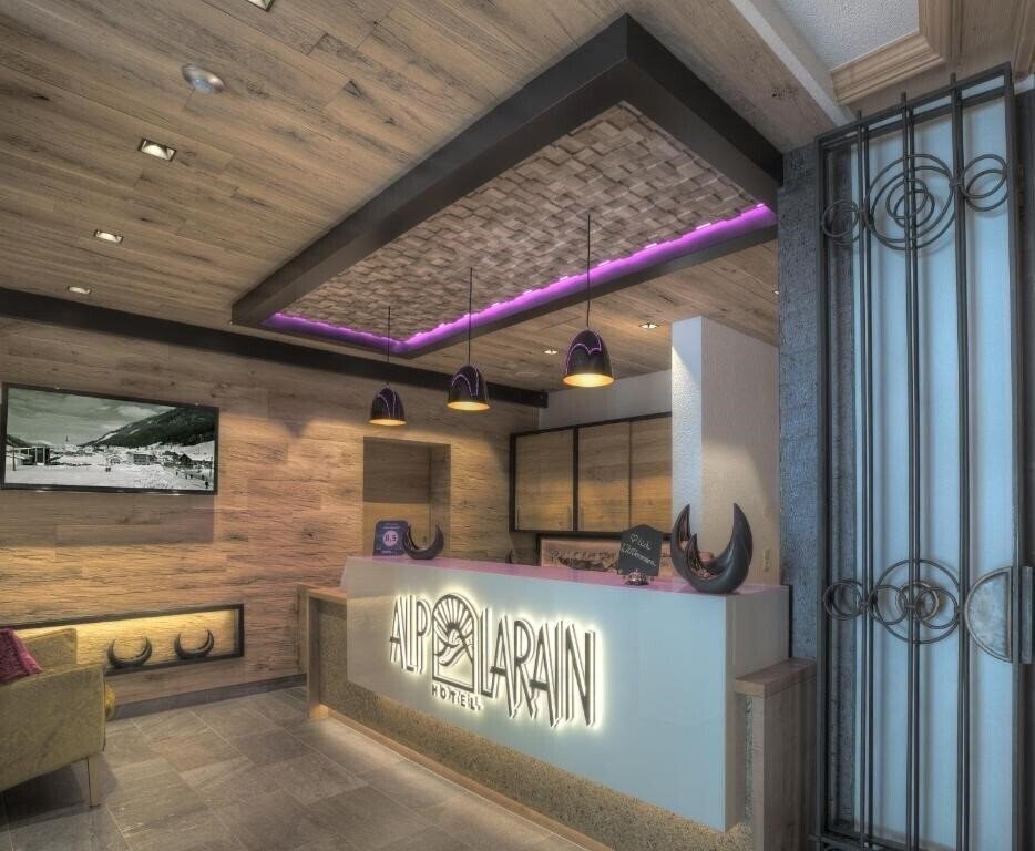 Фото Alp Larain 1*