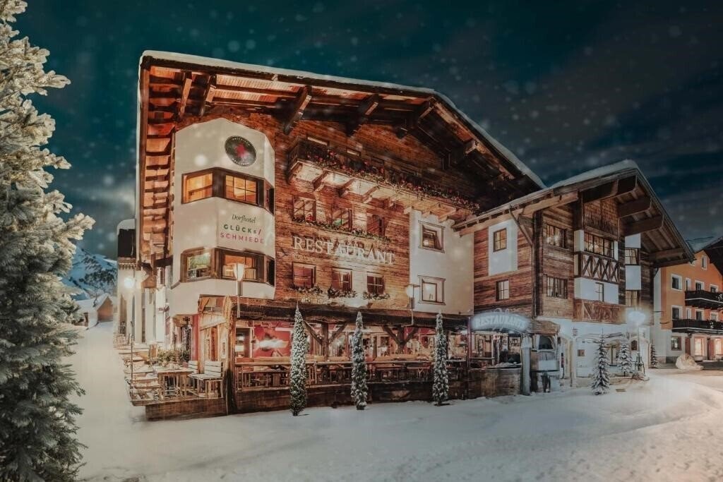 Отель Zur Dorfschmiede 4*