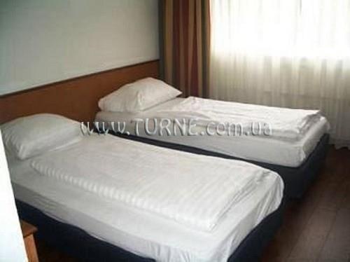 Youthotel Linz 3* суреті