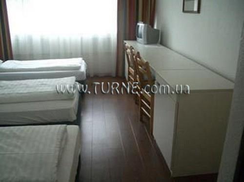 Youthotel Linz 3* суреті
