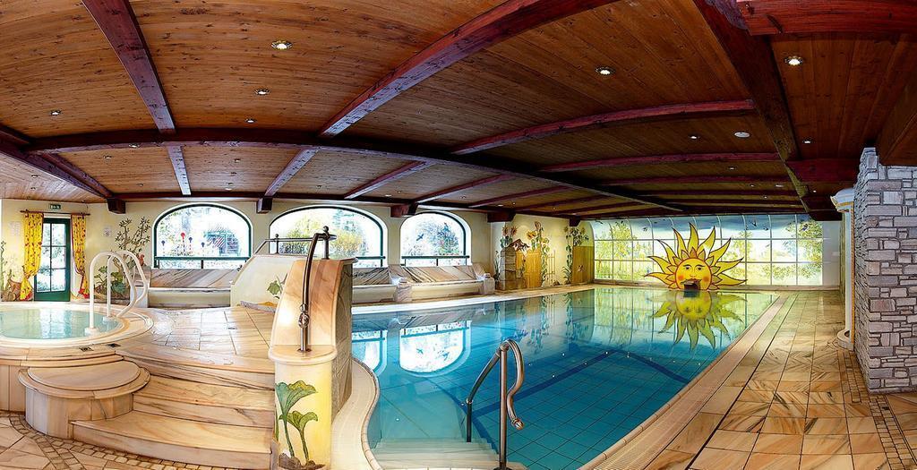 Neuhaus 4* суреті