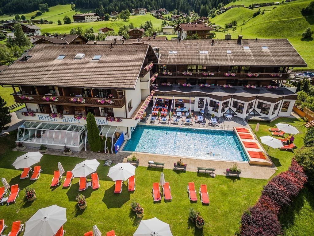 Отель Happy Stubai Hotel 4*