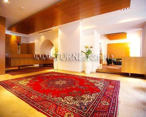 Фото Hotel Maximilian 4*