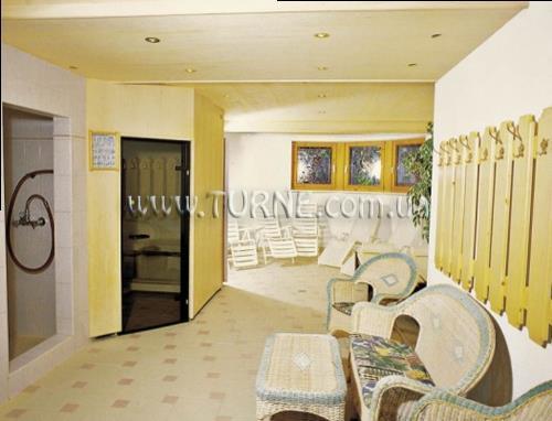 Отель Amadeus-Micheluzzi 4*