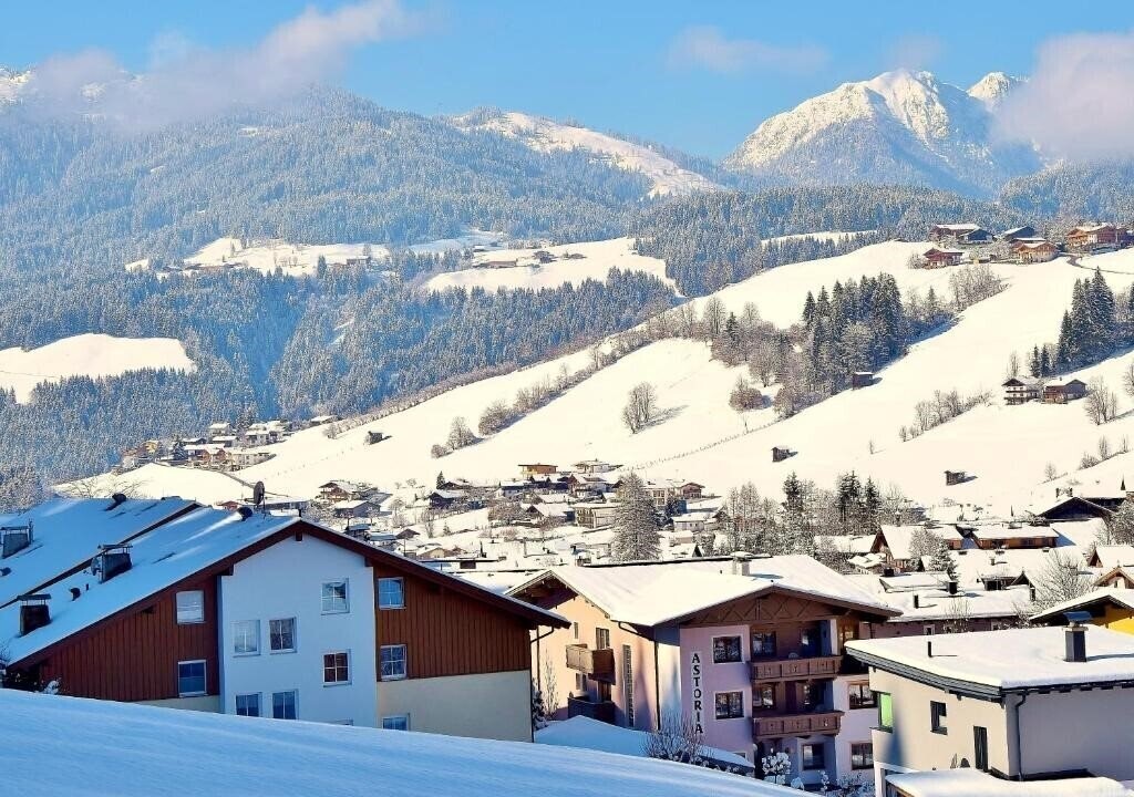 Astoria Apartments 4* суреті