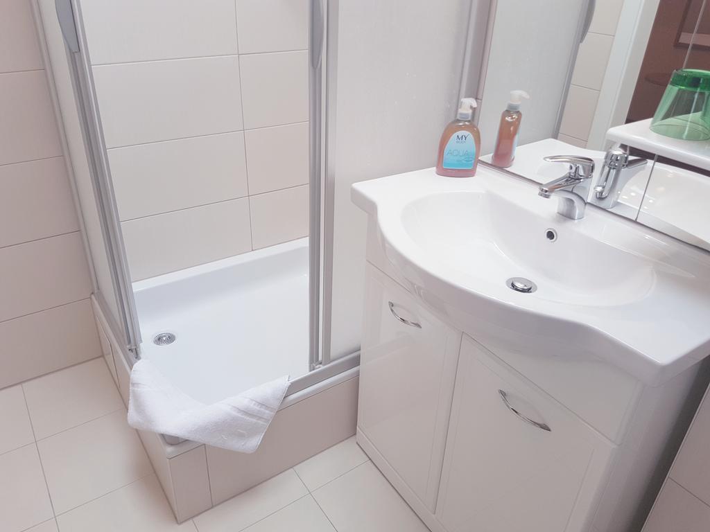 Haydn Hotel 3* суреті