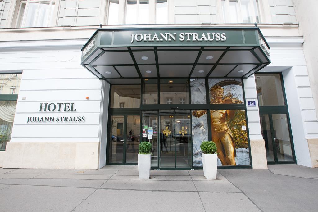 Отель Johann Strauss 4*