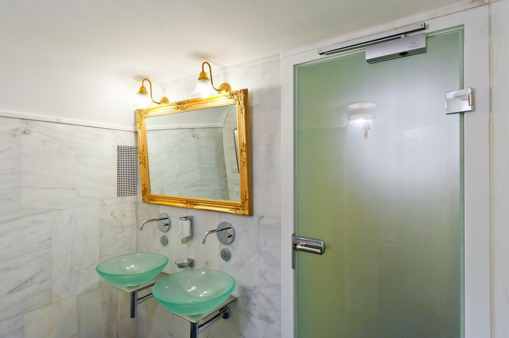 Изображение Johann Strauss 4*