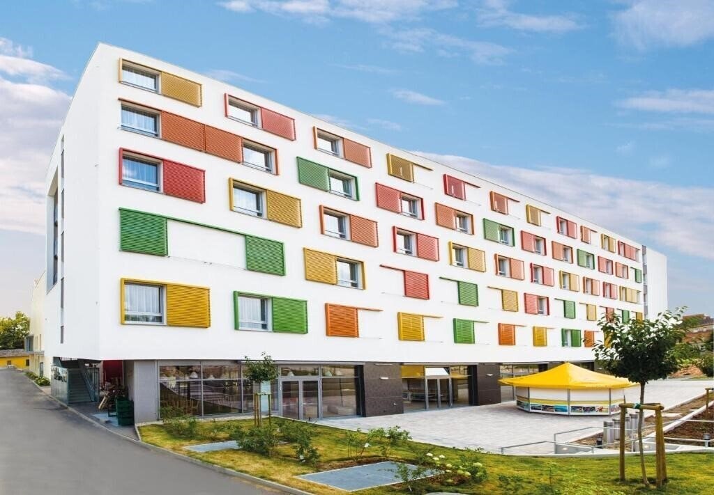 Jufa Hotel Wien 3* суреті