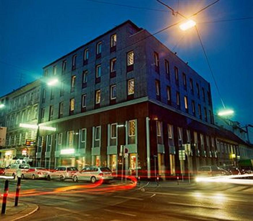 Фото Vienna Urban Resort 3*