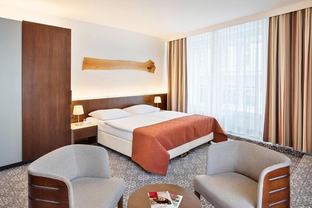 Отель Hotel Ath Europa Wien 4*