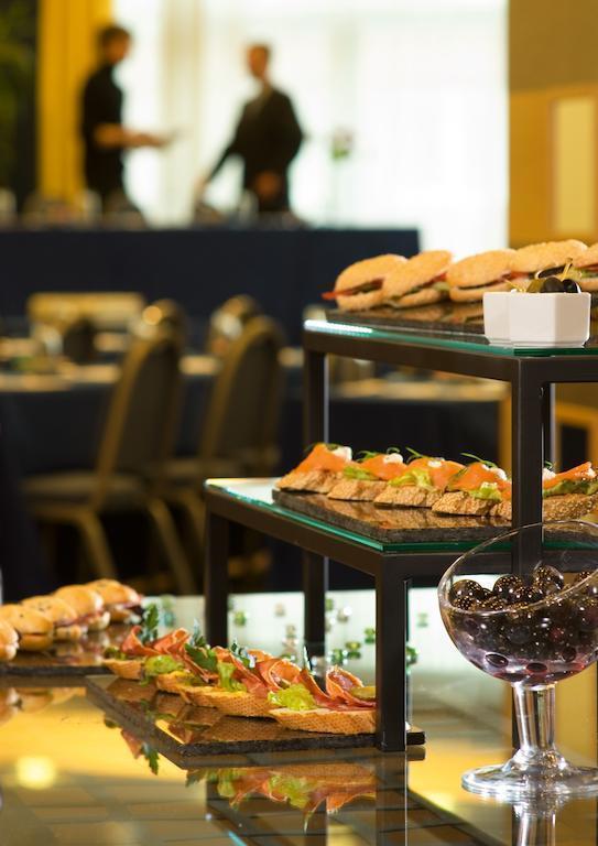 Hilton Vienna Danube 4* суреті