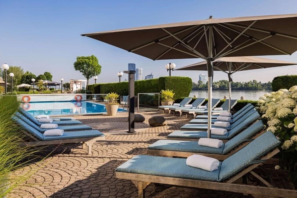 Hilton Vienna Danube 4* суреті