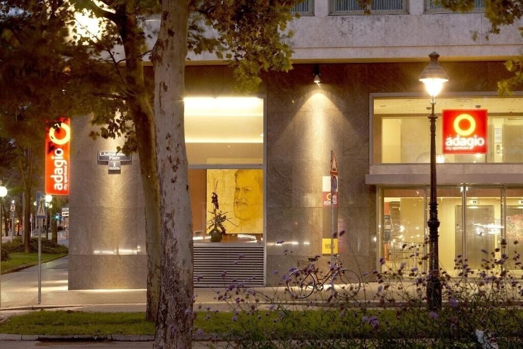 Изображение Adagio 3*