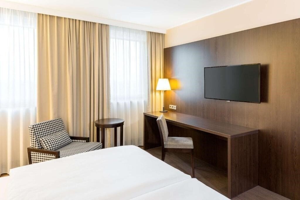 Nh Danube City 4* суреті