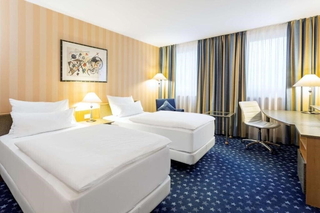 Nh Danube City 4* суреті
