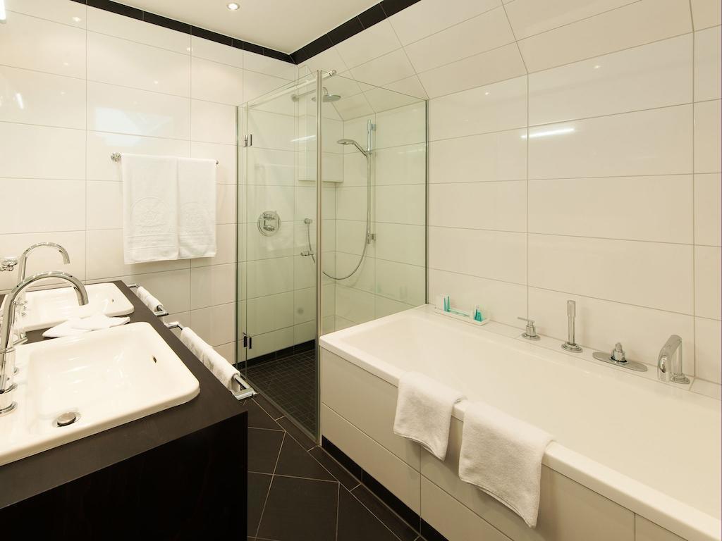 Ambassador 5* суреті