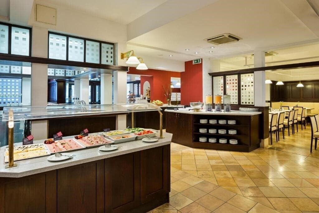 Ananas 4* суреті