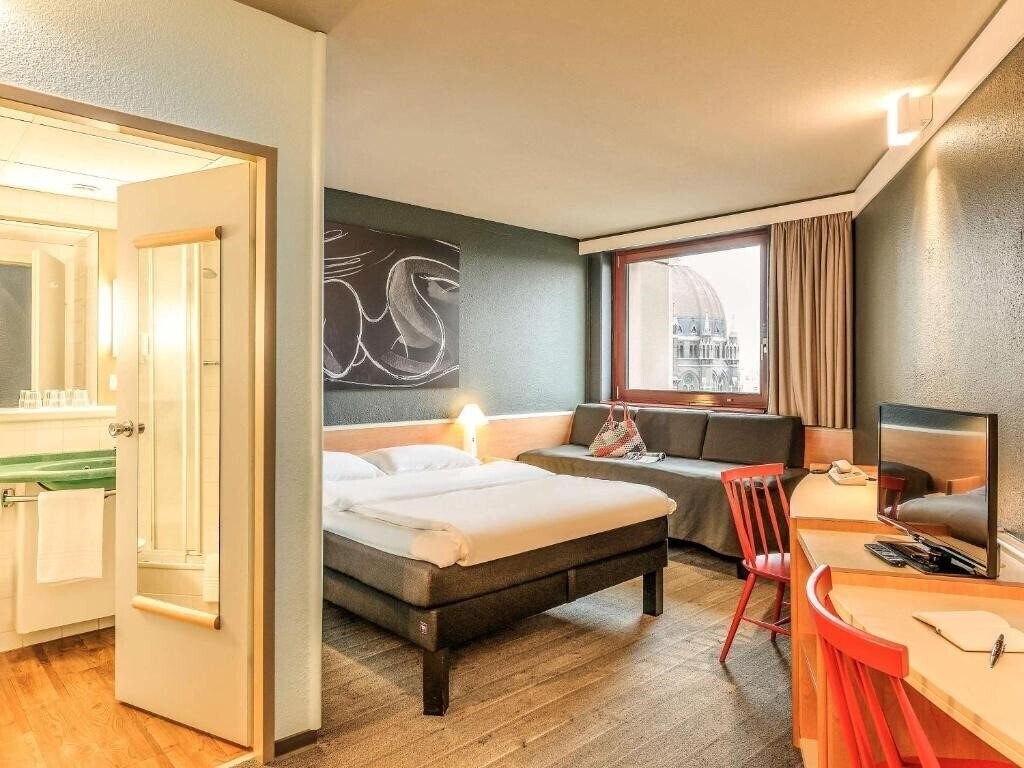 Фото Ibis Wien Mariahilf 3*
