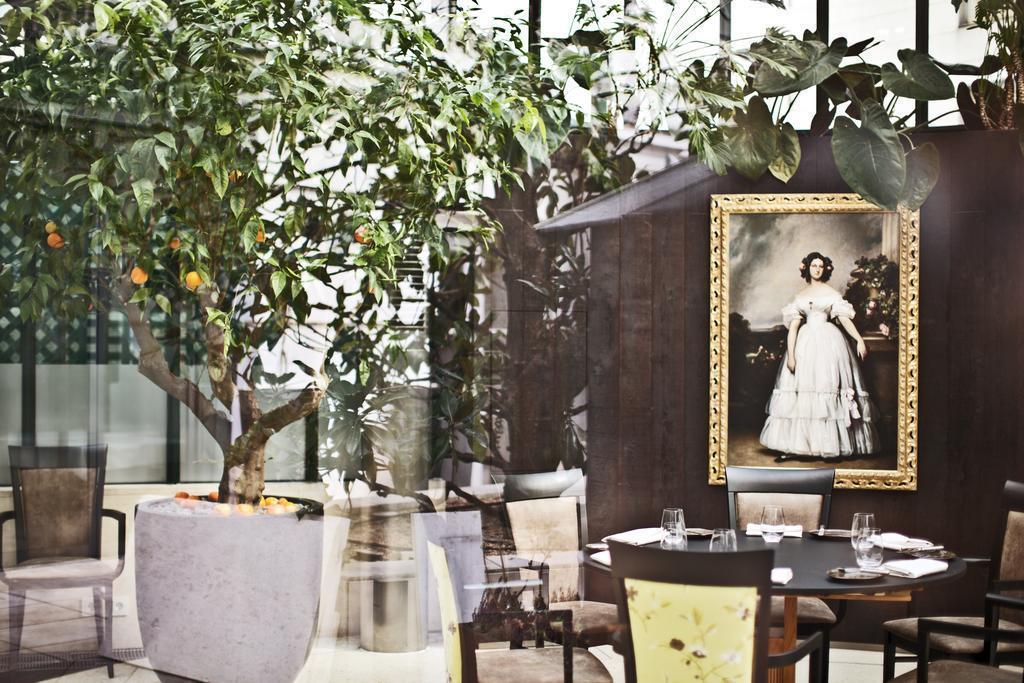 Фото Palais Coburg Hotel Residenz 5*