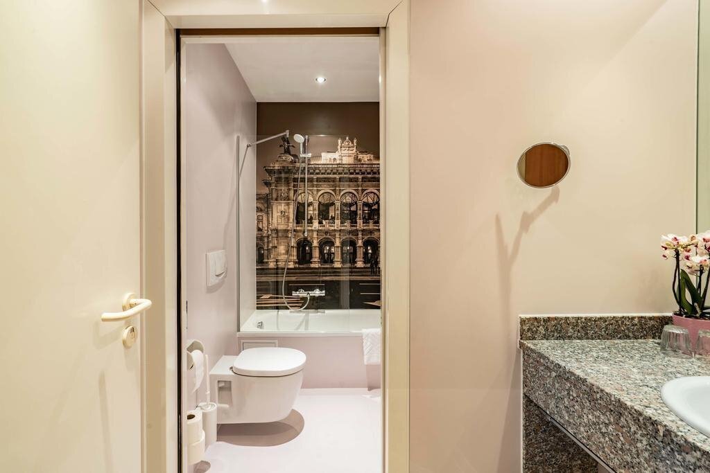 Изображение Starlight Suiten Salzgries 4*