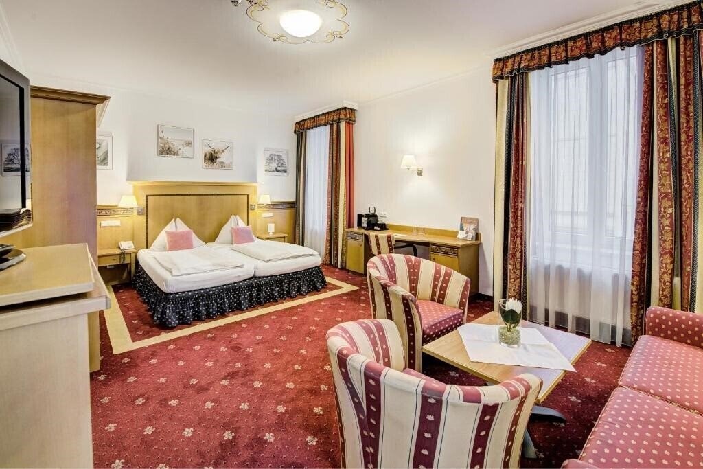 Alexandra Hotel 4* қонақ үйі