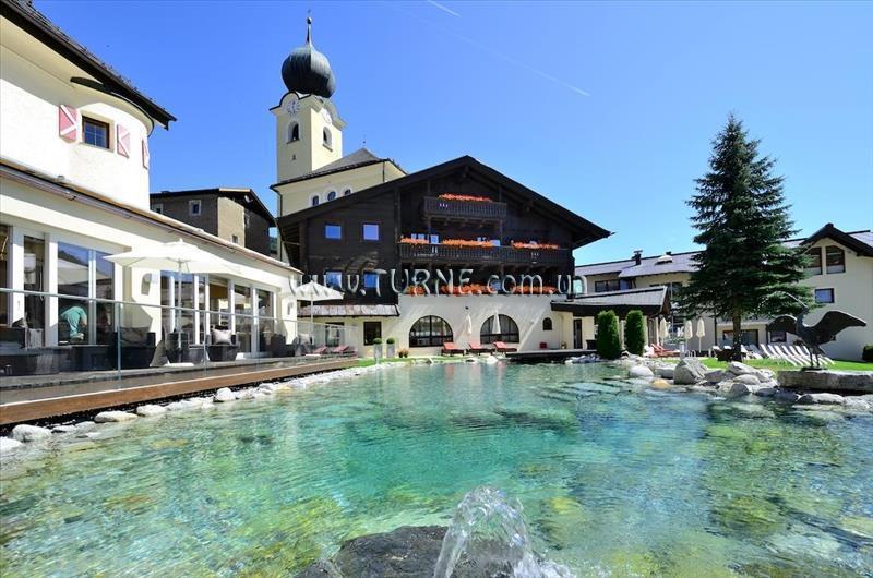 Post 4* фотосуреті