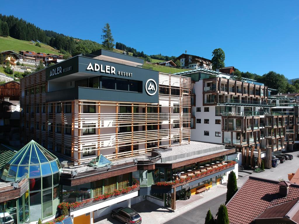 Адлер. Отель Adler. Adler Hotel. Saaadlers картинки.