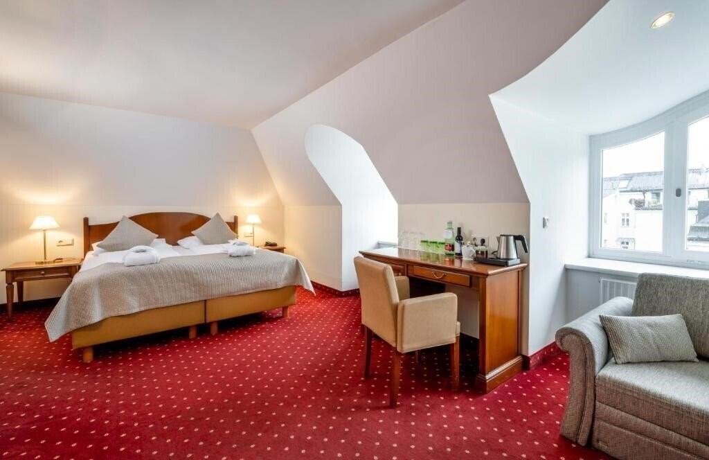 Hotel Am Mirabellplatz 4* суреті