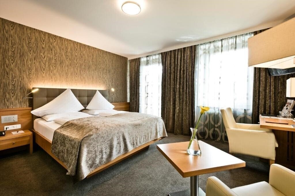 Картинка Hotel Goldenes Schiff 4*