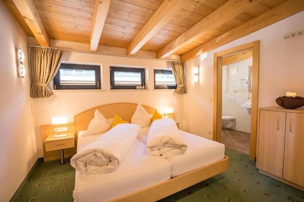 Фото Haus Reinstadler 3*