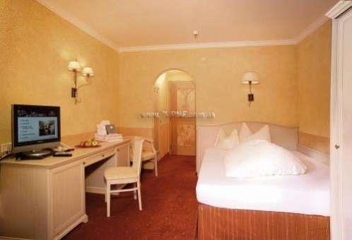 Castello Falkner 4* суреті