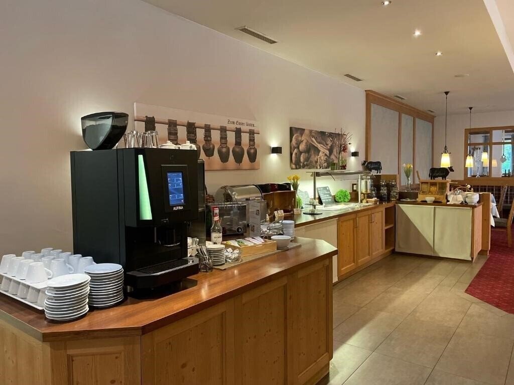 Feldwebel Hotel Restaurant 4* фотосуреті