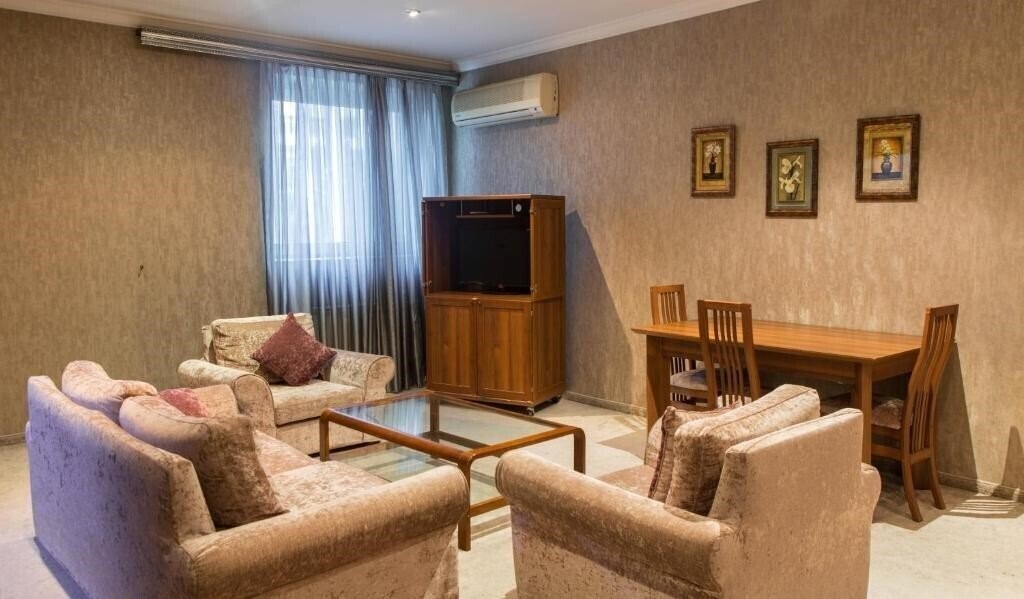 Abu Arena Hotel 4* фотосуреті