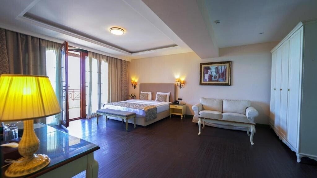 Sapphire Marine Hotel 5* суреті