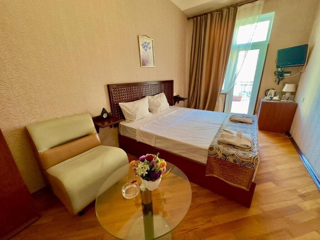 Фото Nur Hotel 3*