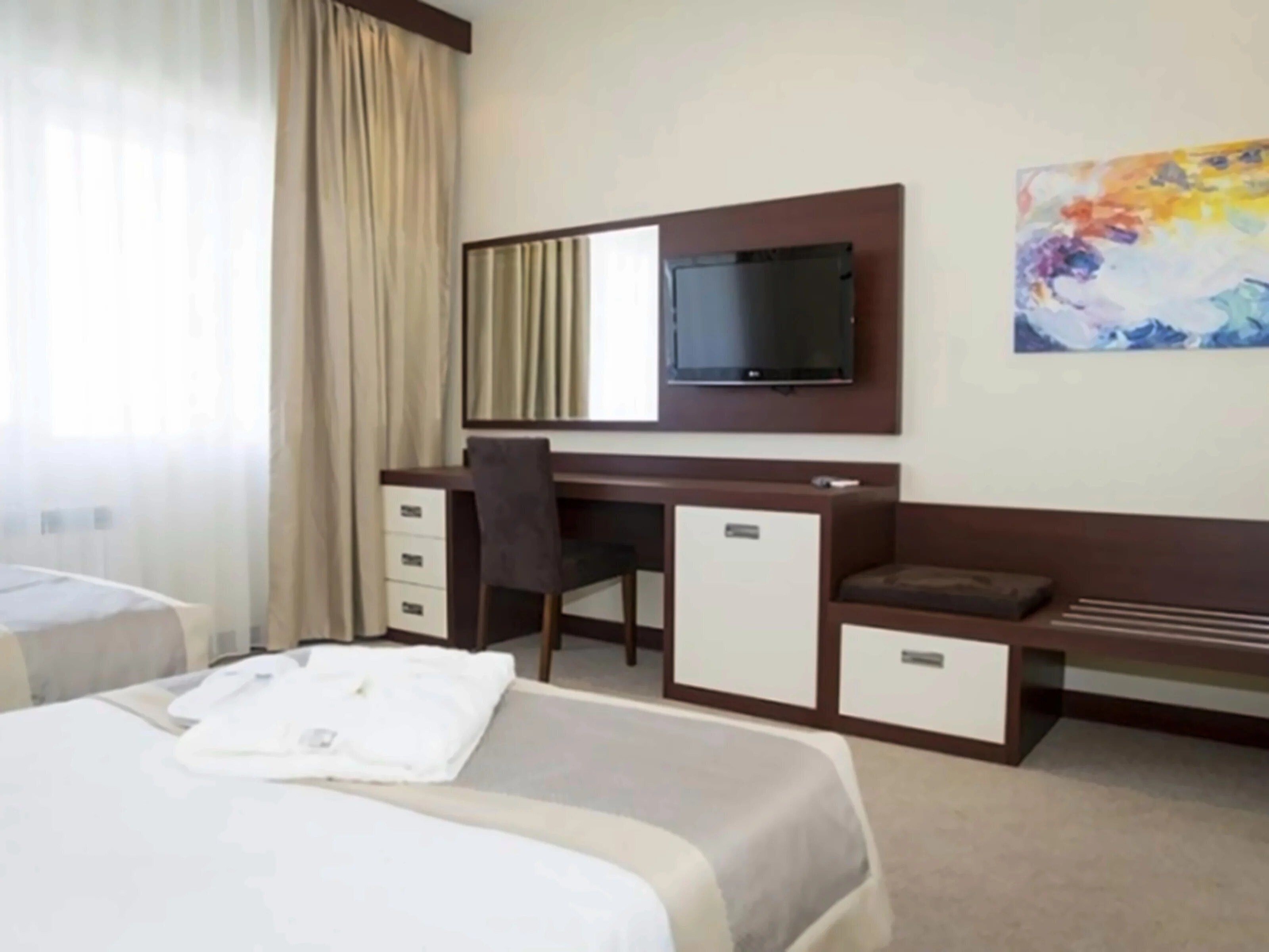 Black Mount Hotel 4* суреті