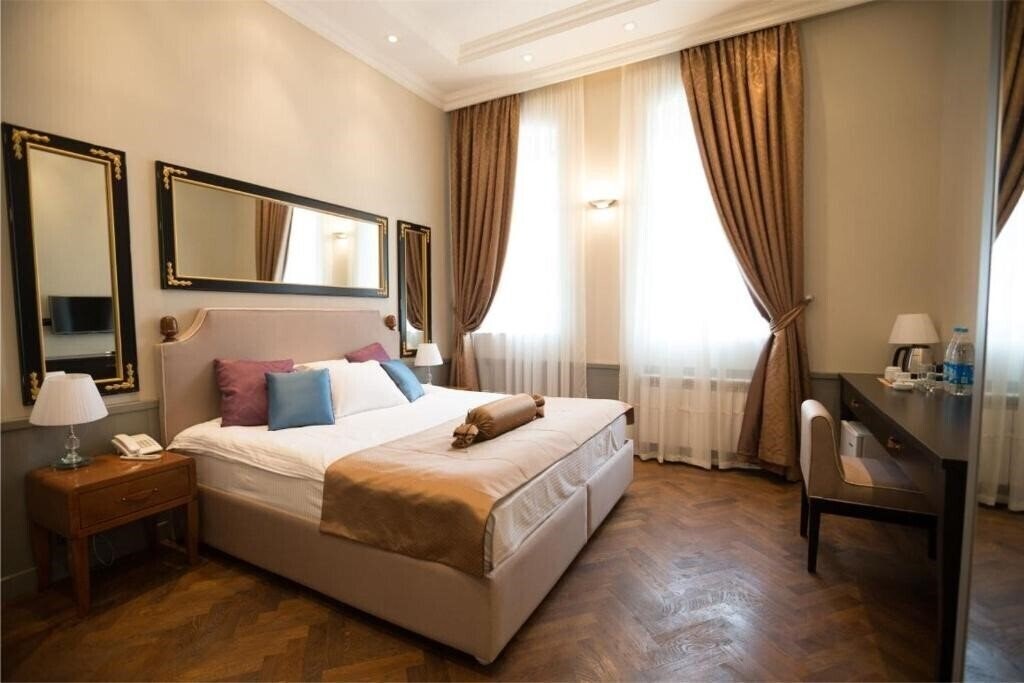 Отель Seven Rooms Boutique Hotel 3*