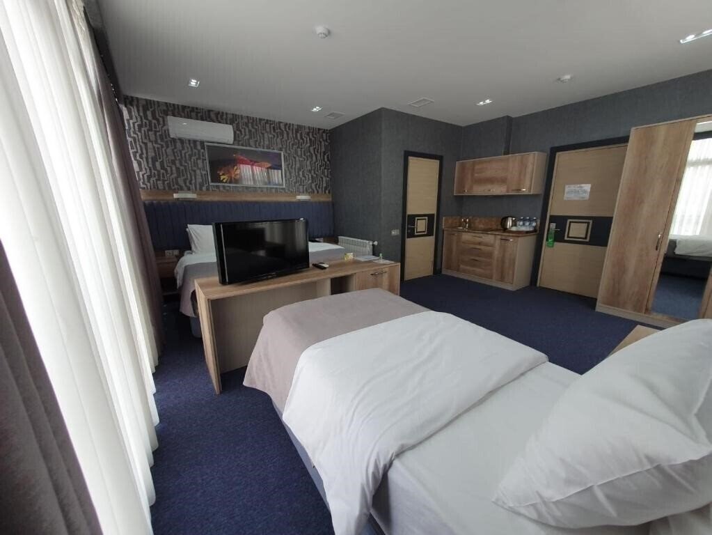 Home Suites Baku Hotel 4* фотосуреті
