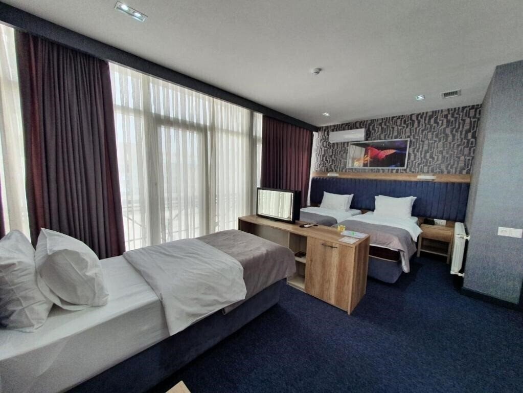 Home Suites Baku Hotel 4* суреті