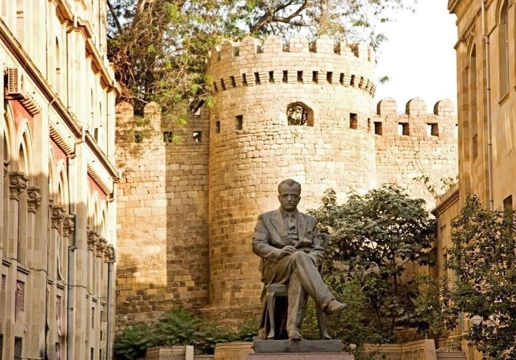 Изображение Central Baku 4*