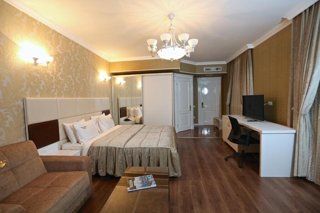 Фото Old Street Boutique Hotel Baku 4*