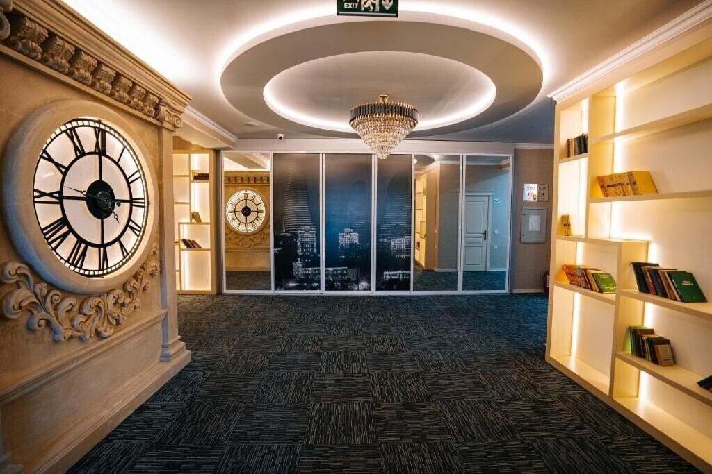 Картинка Clock Tower Hotel 4*